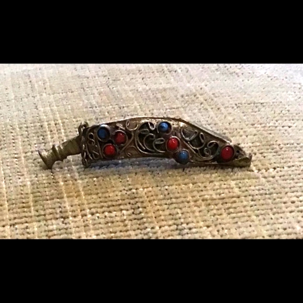 Rumplestilskin Dagger Pin